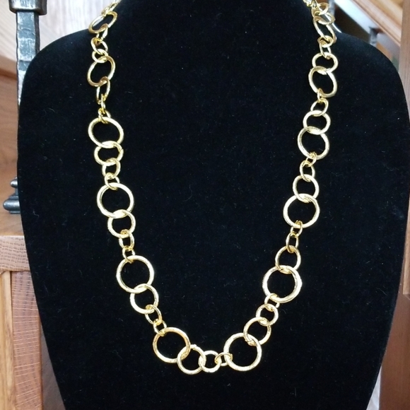 NWT Amrita Singh Elegant Gold Tone Brass Chain Link Necklace - Picture 6 of 9